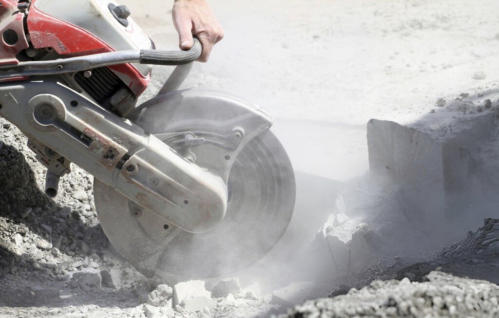 concrete cutting tool